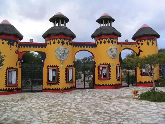 Friguia Park Half-Day Tour